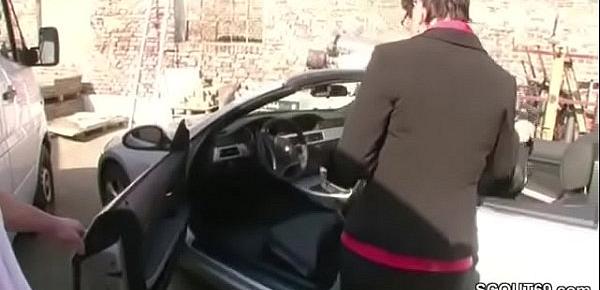 Wenn Mutti auf Arbeit die Fotze juckt und gefickt wird
